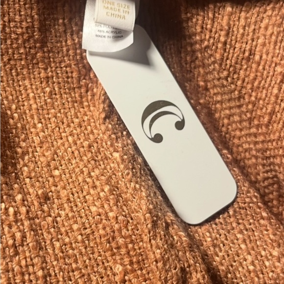 NWT Hooded Poncho Kimono coastal Beachey open raw hem fringe OS rust orange - Picture 3 of 8